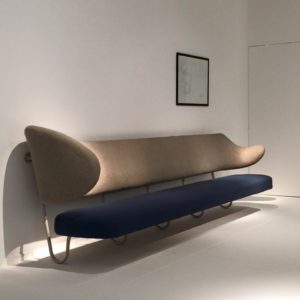 KBH - Finn Juhl vægmonteret sofa